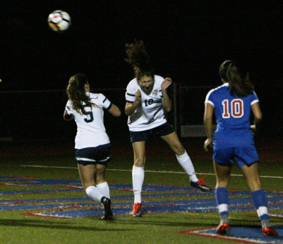 Justin-Siena girls soccer